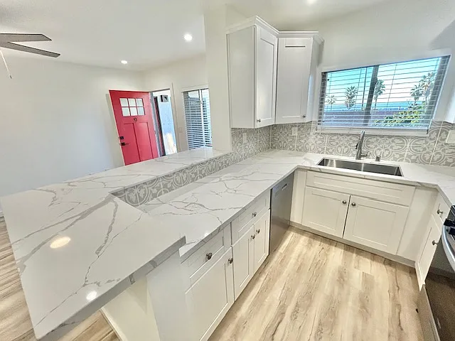 1 bed, 525 sqft, $2,495 — Photo 3