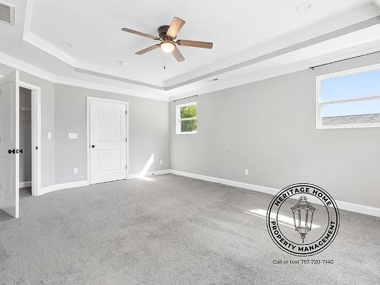 532 Harriett St — Photo 13