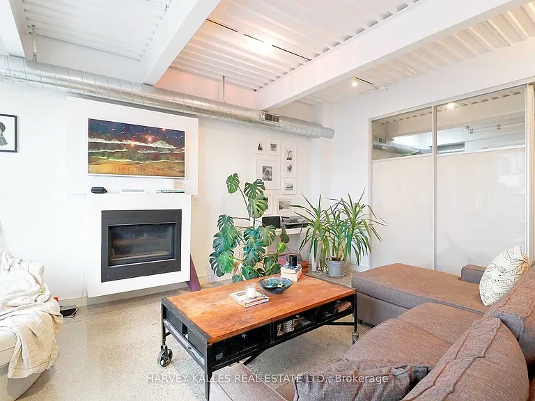 214 Bathurst St #Penthouse 3A — Photo 5