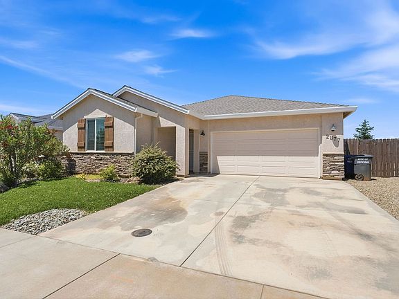 2nd image of 2877 Ukonom Dr
