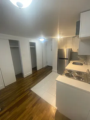 Rented by Mallory Management Corp | media 10