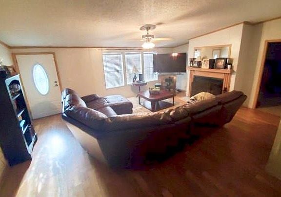 2nd image of 7445 Columbia Dr