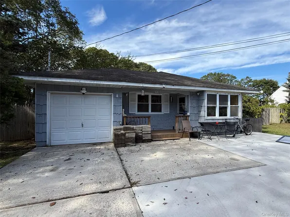 135 Forrest Avenue, Shirley, NY 11967