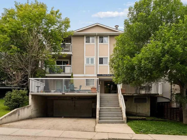 1721 E 13th St SW #203, Calgary, AB T2T 3P5