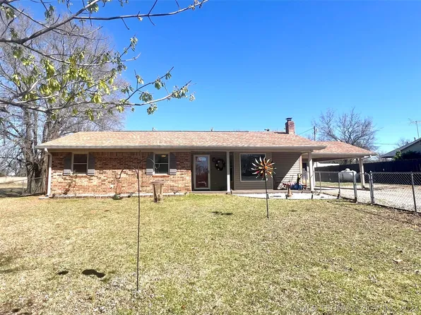 1306 SW 7th Rd, Stigler, OK 74462