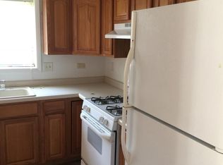 830 Sandra Dr APT 1, University Park, IL 60484