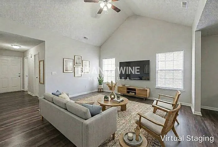 Building Photo - 6537 Hoover Cir #6537