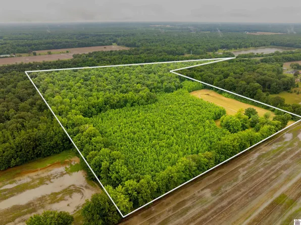 2160 Oaks Rd, Paducah, KY 42003