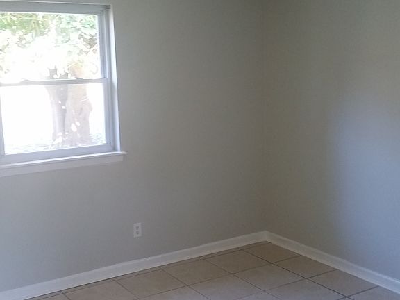 3rd image of 417 Normandy Dr