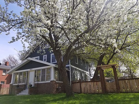 2nd image of 805 Moores River Dr