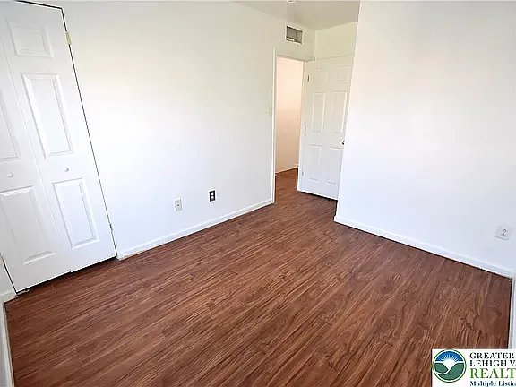 136 Knollwood Dr — Photo 22