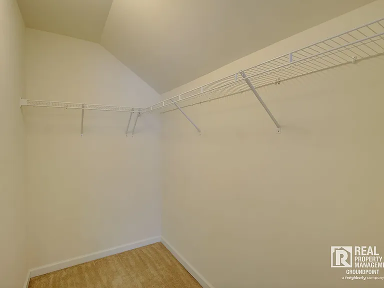 104 Elliot Creek Ln — Photo 26