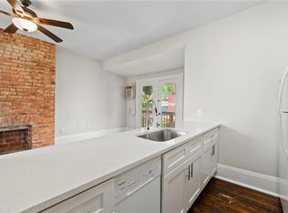 407 Warren Cres APT 4, Norfolk, VA 23507