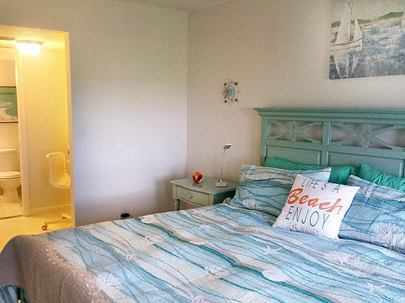 2nd image of 2025 NE 164th St APT 518