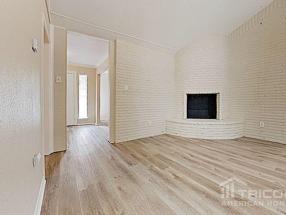 3rd image of 6511 Grey Oaks Dr