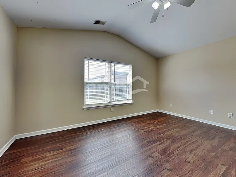117 Lake Pointe Dr — Photo 10