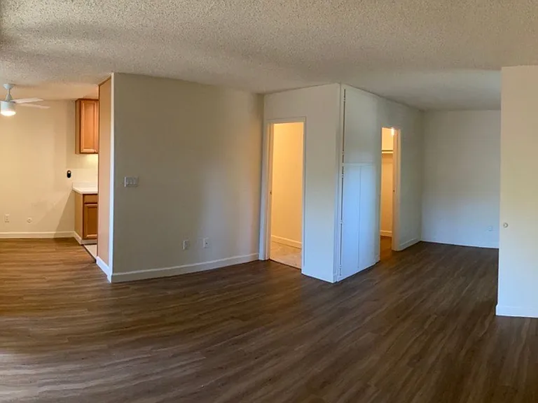 Terrace Apartments — Photo 5