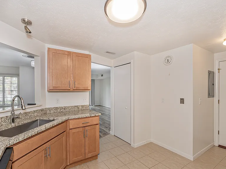 26101 Village Ln #107 — Photo 24