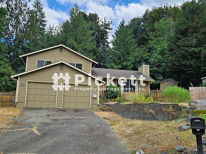1st image of 14550 Osprey Pl NE