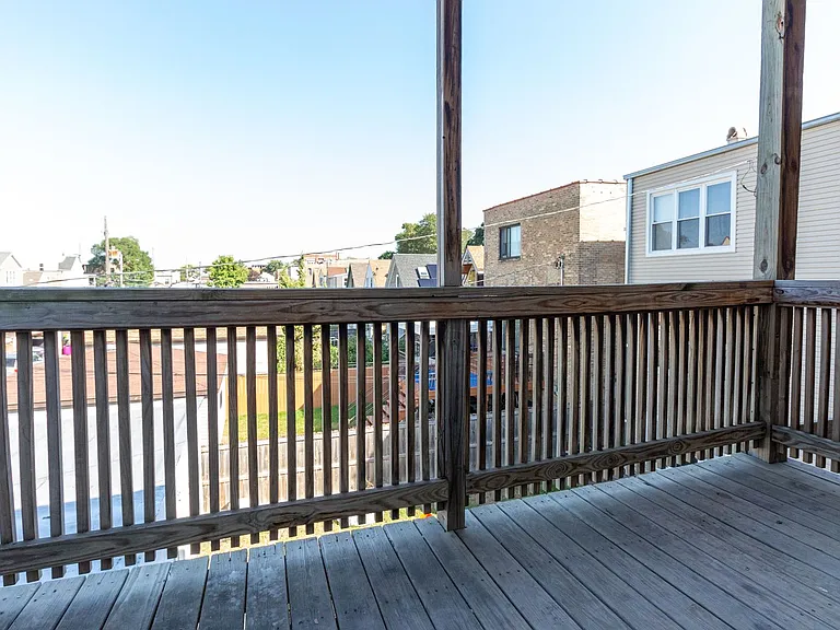 Pf-Arg, 2850 W Barry Series — Photo 30