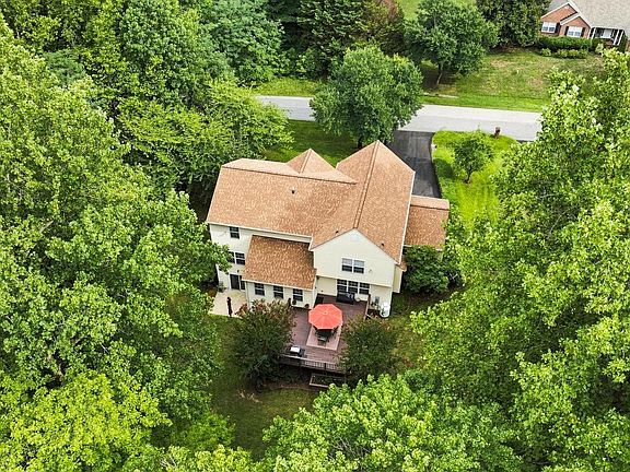 3rd image of 12550 Perrywood Ln