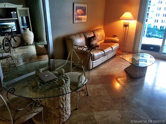 5th image of 2301 Collins Ave APT 711