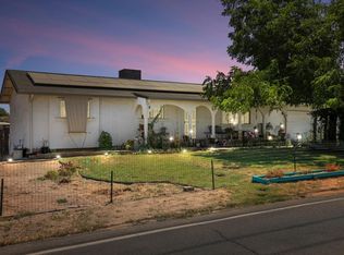 9442 Hinton Ave, Delhi, CA 95315