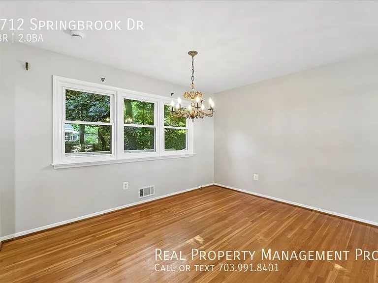 4712 Springbrook Dr — Photo 6