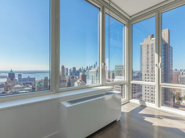 388 Bridge Street image 9 of 20