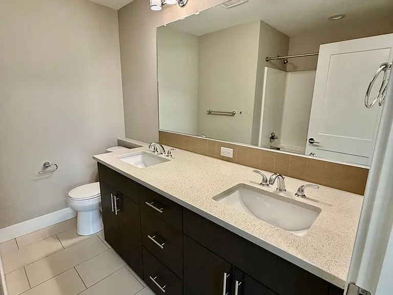 N0512 — Photo 21