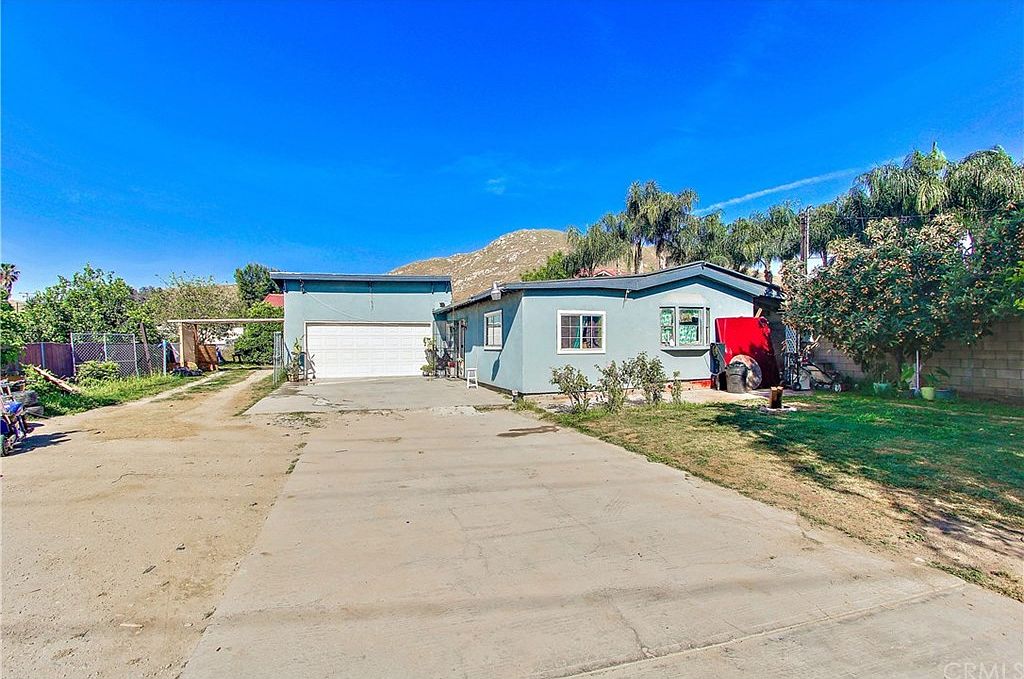 2407 S La Cadena Dr, Colton, CA 92324 Zillow
