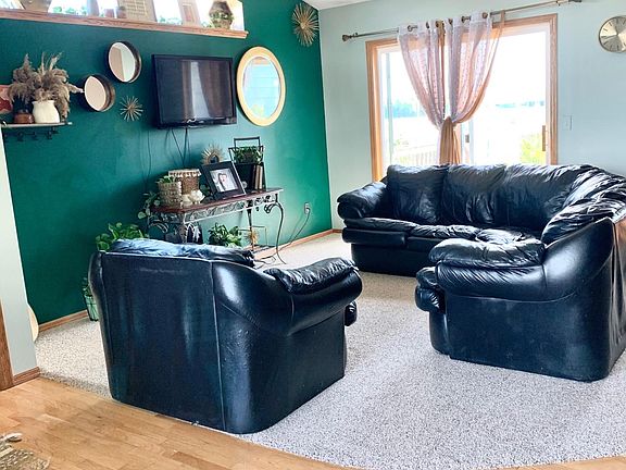 5th image of 3609 Ithaca Ave