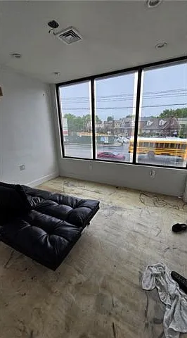 2172 Flatbush Ave #2