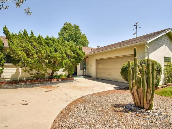 5920 Warren Pl, La Mesa, CA 91942