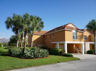 15 Crescent Pl S, Saint Petersburg, FL 33711