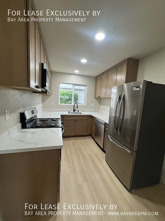 Building Photo - 1150 Pierce St #3