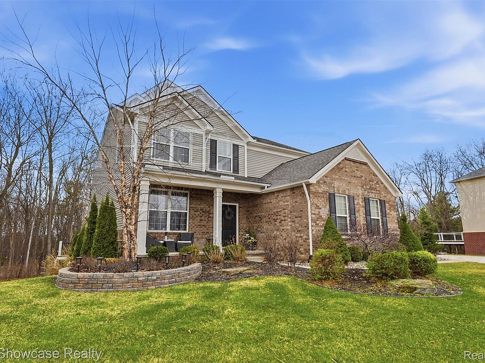 1st image of 30253 Macintosh Ln