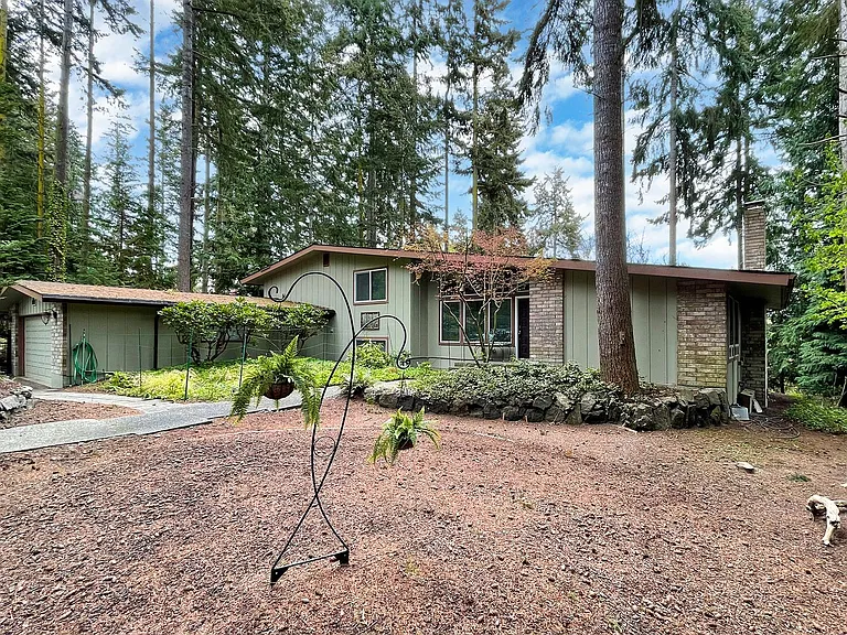 590 Ridge View Dr — Photo 4