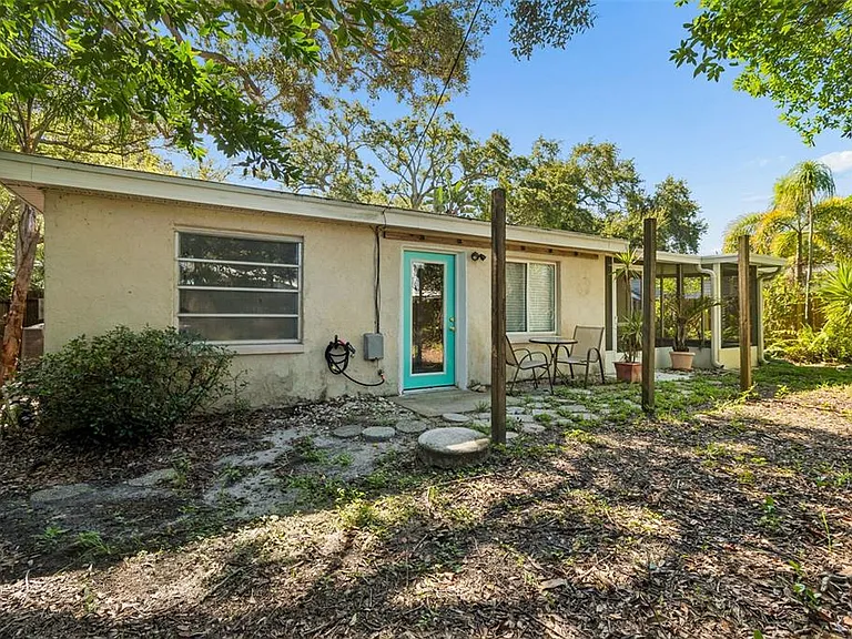 200 Evelyn Ave — Photo 24