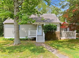 28 Pennsylvania Avenue, Waretown, NJ 08758
