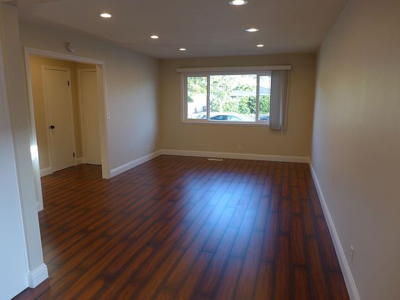 2nd image of 21130 Gardena Dr