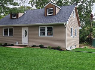 26 N Douglas Ave, Lawnside, NJ 08045