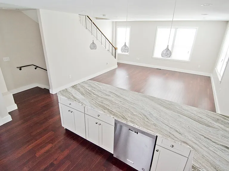 48 Saint Margaret St #48 — Photo 6