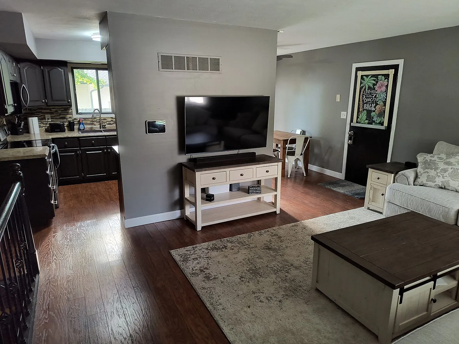 3501 N Miller Rd — Photo 4