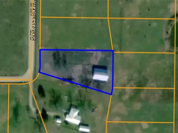 9124 S Pleasant Valley Rd #46, Gentry, AR 72734