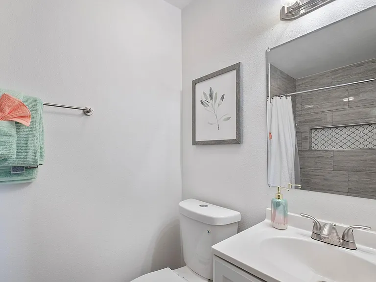 9255 Fortuna Ave — Photo 7