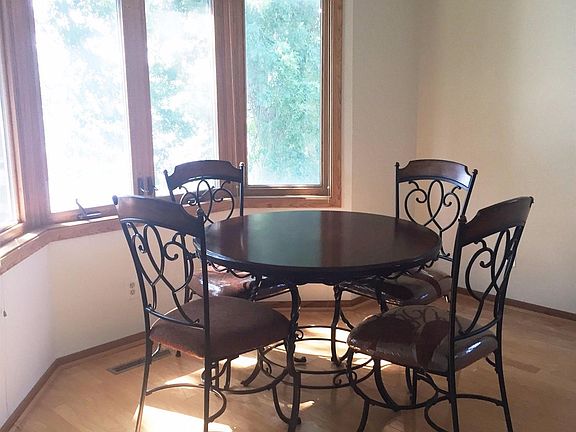 4th image of 605 Chautauqua Park Dr APT 6