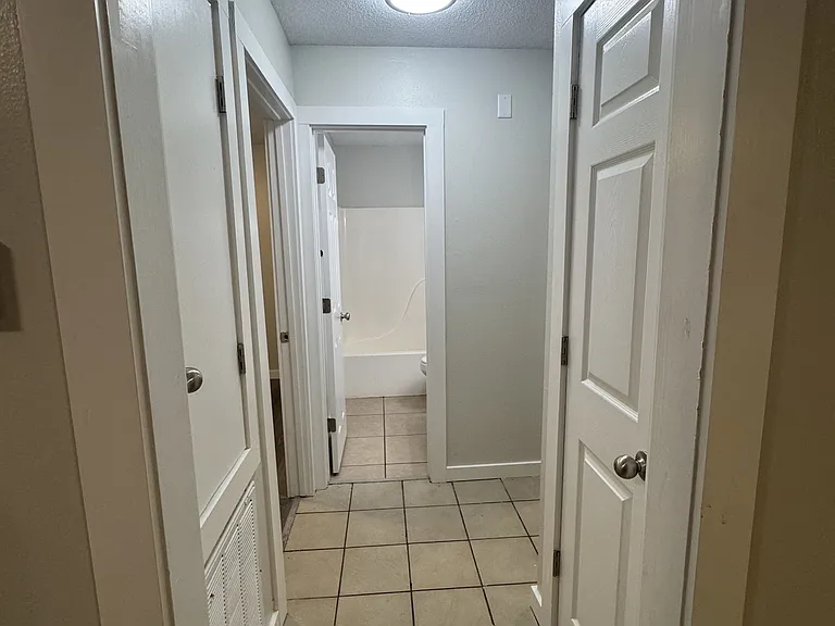 23345 Smith Rd — Photo 8