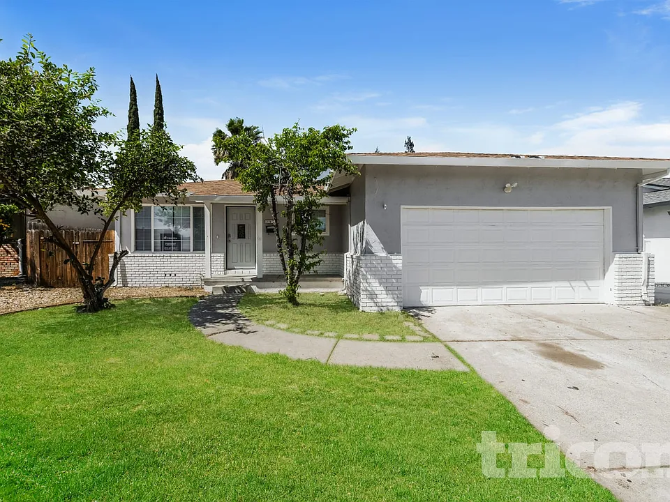 2920 Palo Verde Way