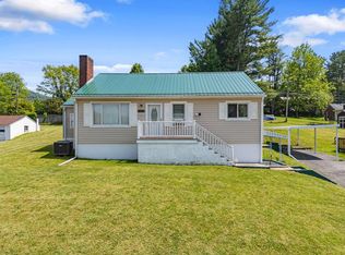 810 Cumberland St, Marion, VA 24354